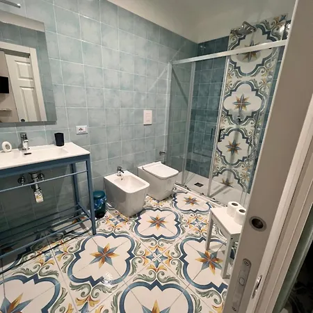 Dimora Cor E Mamma 3* Neapol