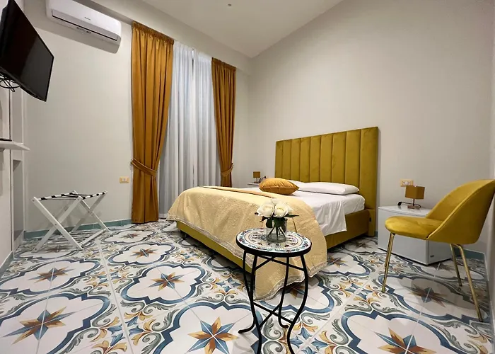 Konukevi Dimora Cor E Mamma Napoli